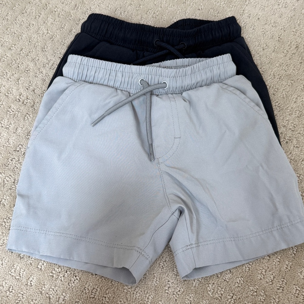 Vineyard Vines Navy & Gray Elastic Waist Kids Shorts - Set of 2
